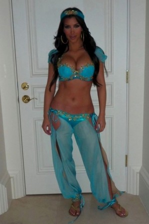 Kim Kardashian halloween costume genie