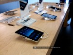Reston Apple Store, iPad launch day tablet demo 0440