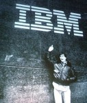 Steve Jobs flips IBM middle finger