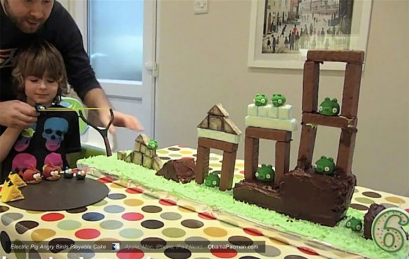 Angry Birds Playable Birthday Cake