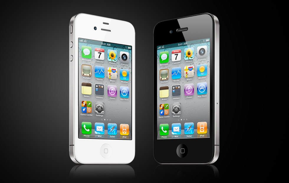 white iphone vs black iphone 4. Apple White iPhone 4 vs. Black