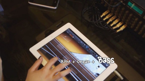 Bass, AppleGirl iPad 2 Garageband