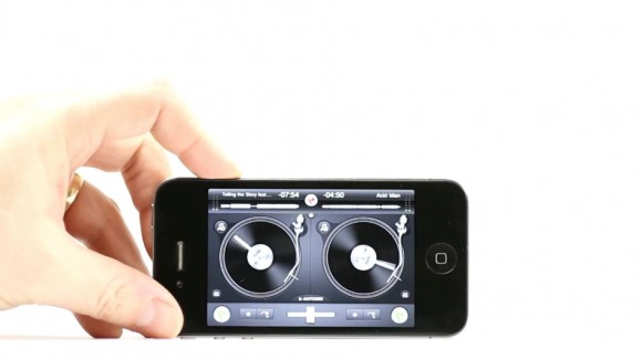 Djay iPhone dual turntables