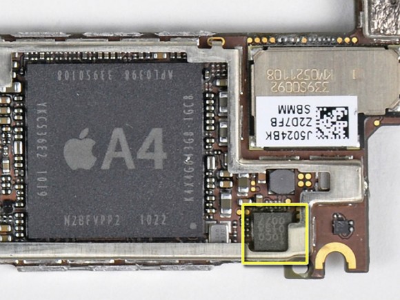 iPhone 4 Audience Noise Cancelling Chip, iFixit