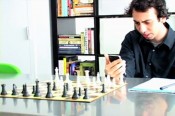 iPhone 4 FaceTime chess