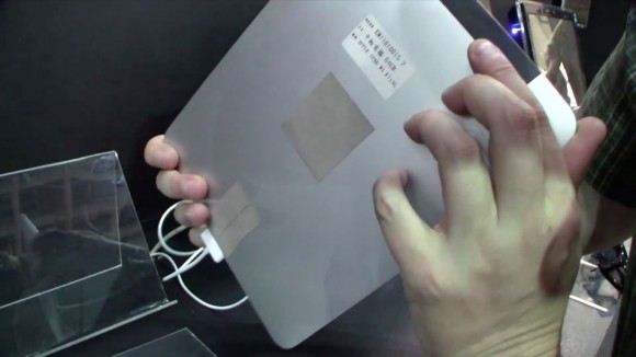 Apple iPad 3 3D dispaly prototype
