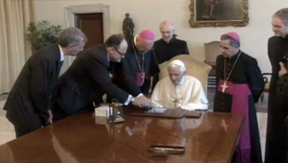 Pope Vatican iPad
