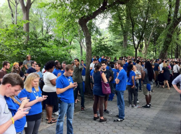 Fifth Avenue Apple Store Earthquake Evacuation Fifth Avenue Apple Store Earthquake Evacuation