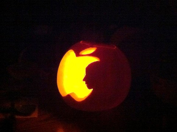 Steve Jobs Jonathan Mak tribute as halloween carved pumpkin Steve Jobs Jonathan Mak tribute as halloween carved pumpkin
